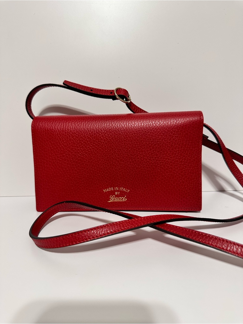 Gucci ❤️🌟 Red Leather Crossbody Wallet ⭐️
